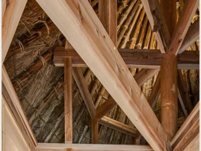 bathroom under exposed thatched roof structure in Miyama Kyoto house