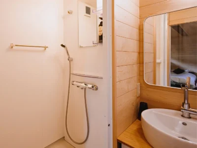 Vanity and bathroom in EISA villa Miyama Kyoto