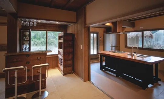 Open kitchen island in EISA house Miyama Kyoto