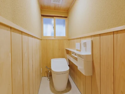 Toilet with washlet in Obatake thatched house Miyama Kyoto