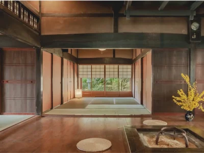 irori hearth in tatami room at Hotaruan Miyama Kyoto