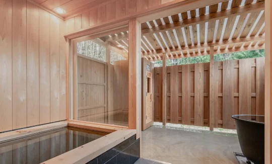 hinoki bath sauna and cold plunge at Hotaruan Miyama Kyoto